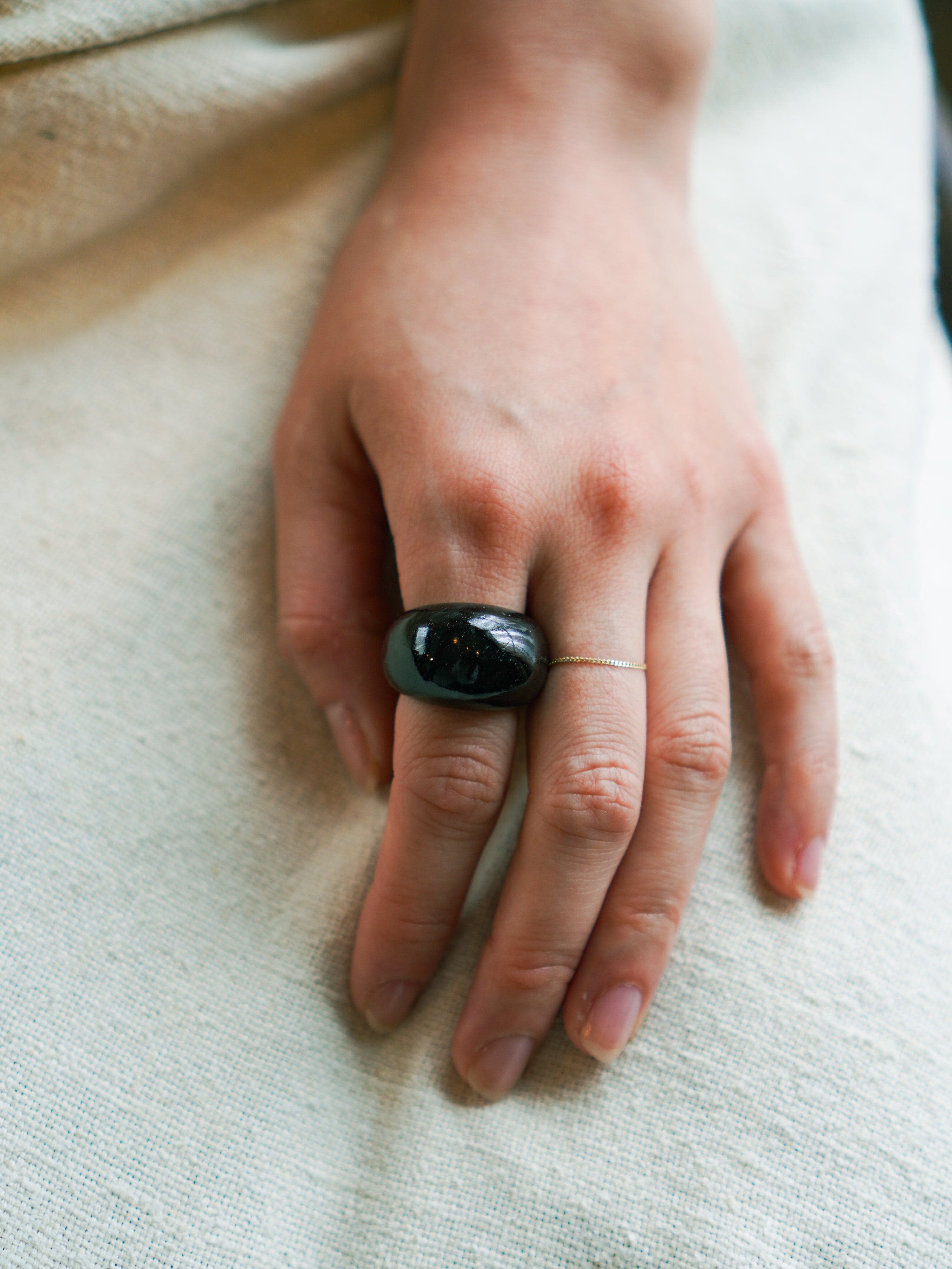 "NUE" Ring c/# Black Tourmaline
