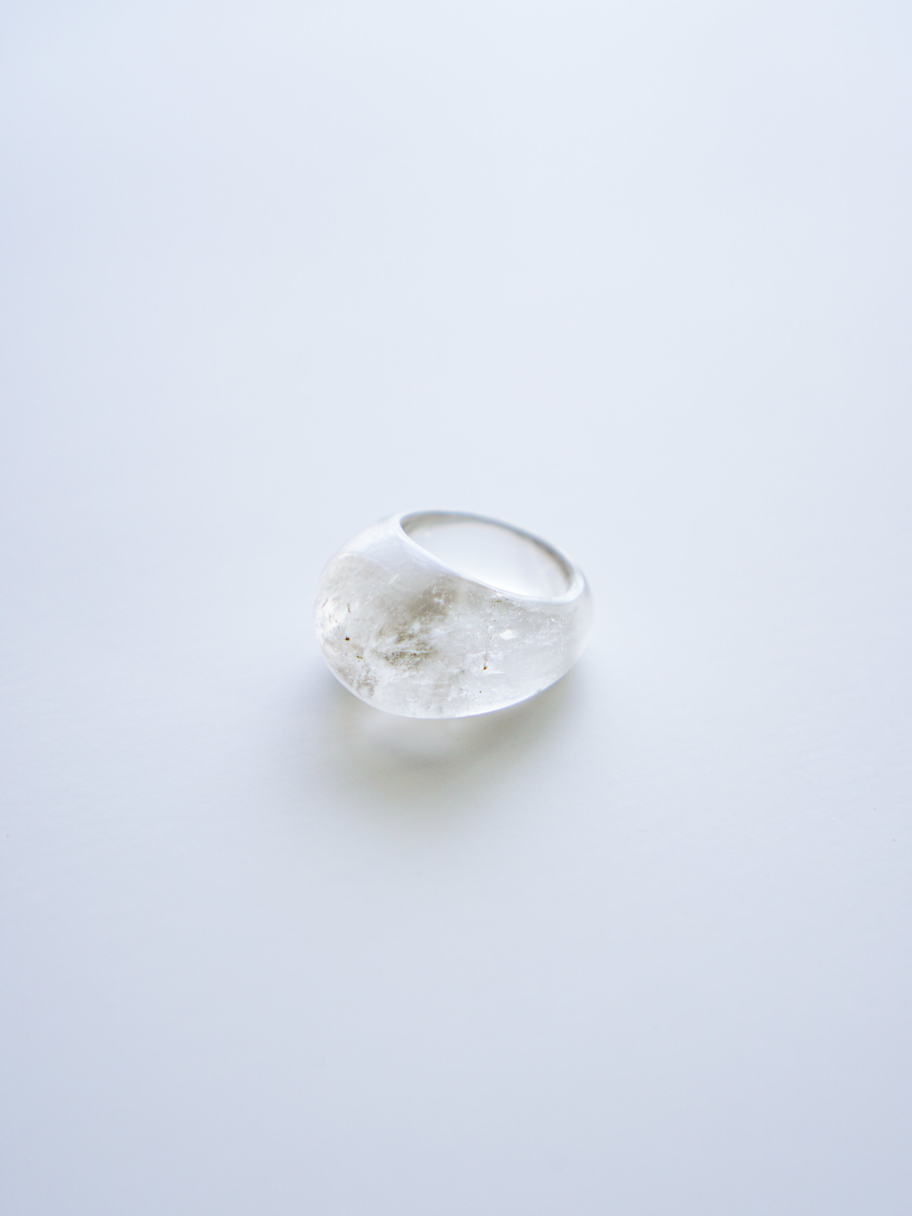" NUE " Ring / Quartz